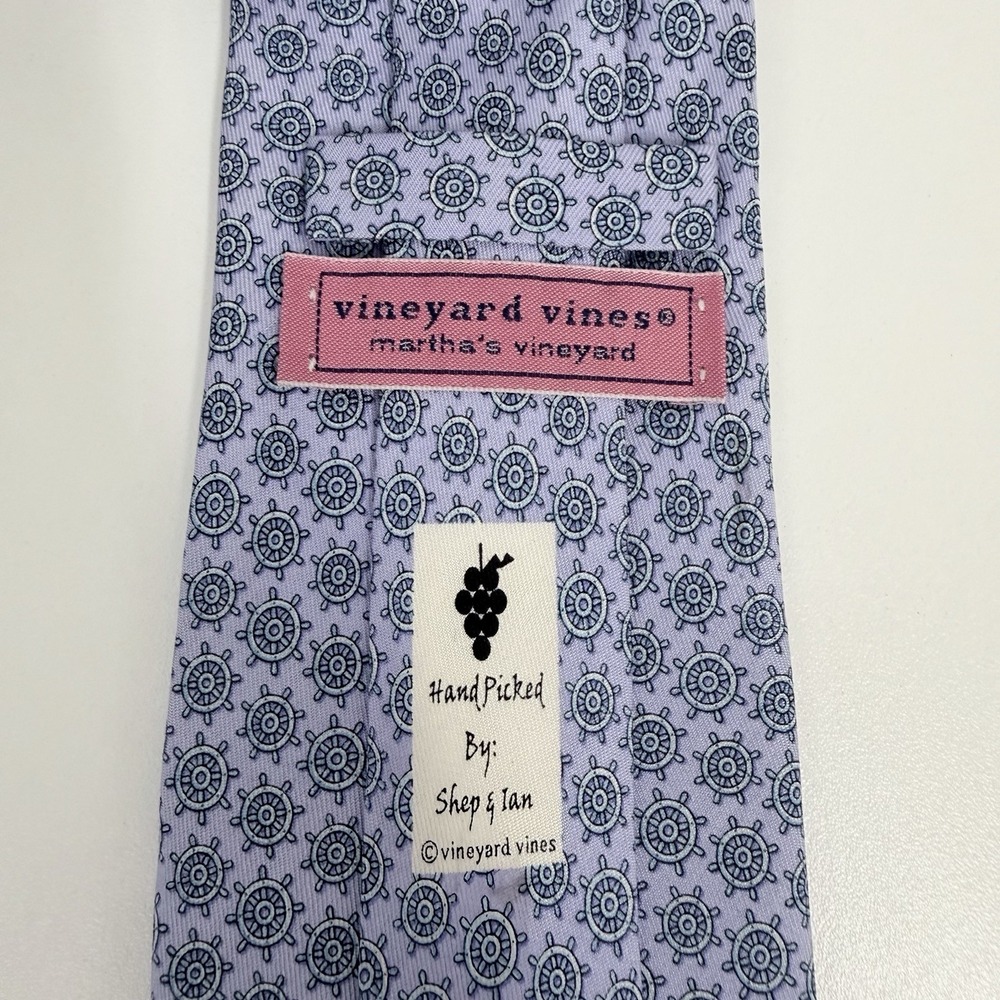 Vineyard Vines Men's Tie Nautical Helms Lilac Silk USA 3.5" (W) x 60" (L) euc